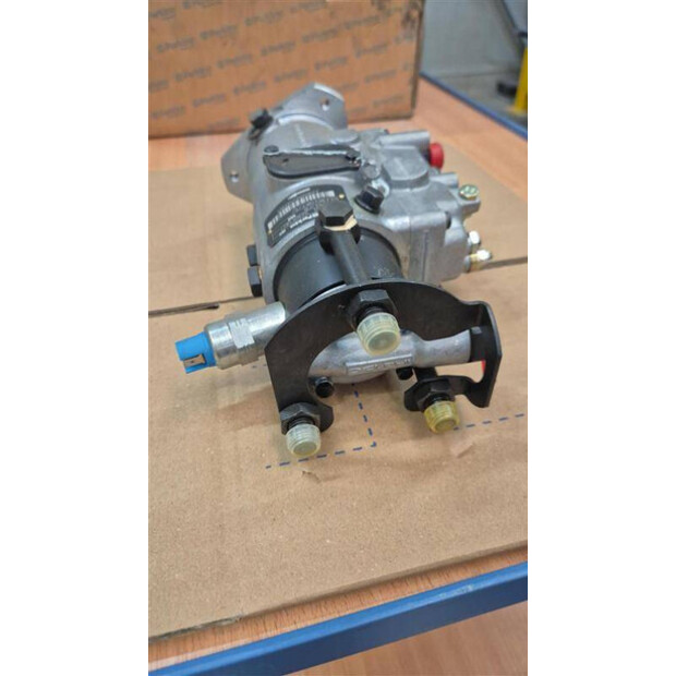 2025 بيركنز FUEL PUMP 2643B319-46229033