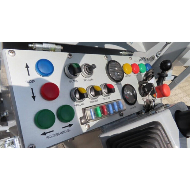 2025 Burtec SM1000-46229052