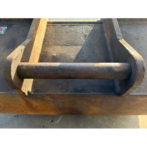 2018 اس ام بي S70-46230225