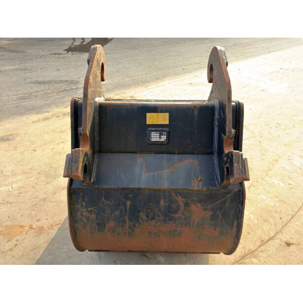 2015 فيراكتيرت CW20-46230253