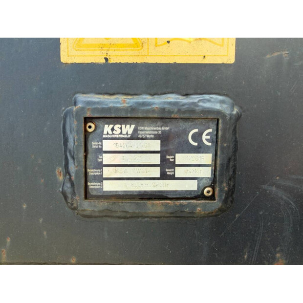 2015 فيراكتيرت CW20-46230259