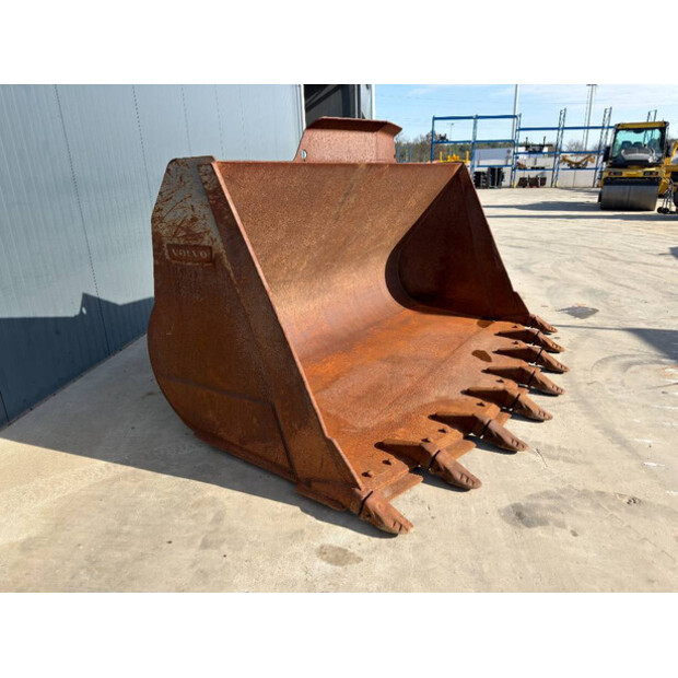 2017 Volvo L150-46230300