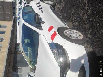 2014-renault-clio-1436526-46243589