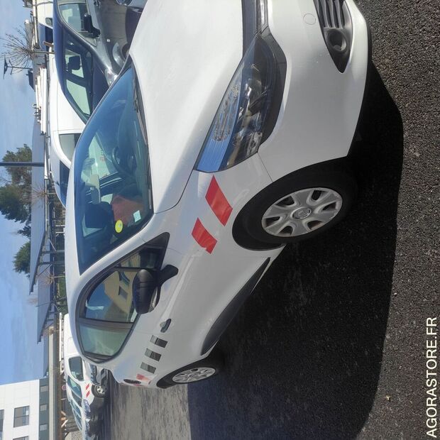 2014 رينو Clio-46243590