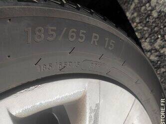 2014-renault-clio-1436526-46243603