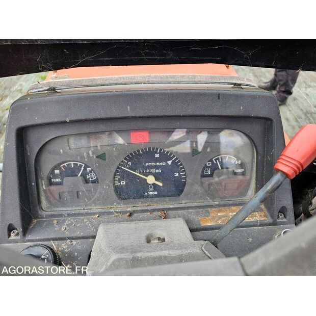 KUBOTA L3300-46244069