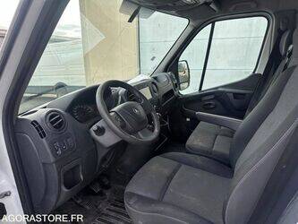 2019-renault-master-1436221-46244222