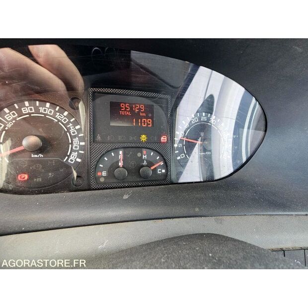 2007 Iveco 35C12-46244305