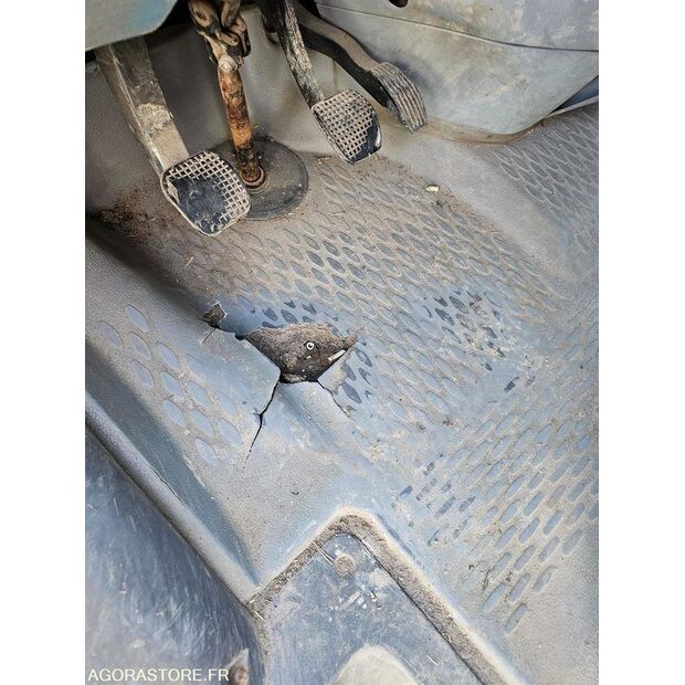 2007 Iveco 35C12-46244319