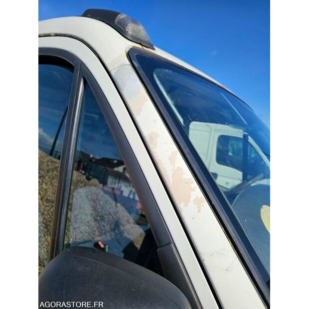 2007 Iveco 35C12-46244356