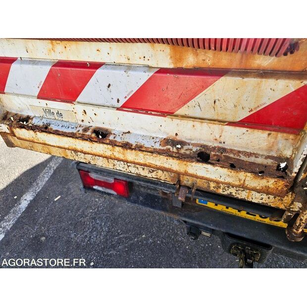 2007 Iveco 35C12-46244382