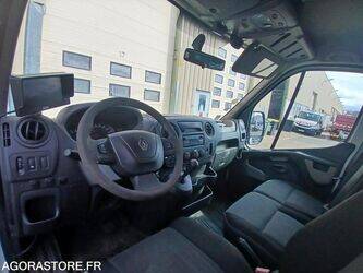 2015-renault-master-1436254-46244667
