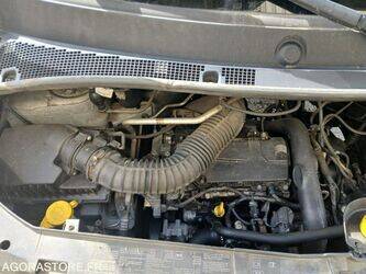 2015-renault-master-1436254-46244673