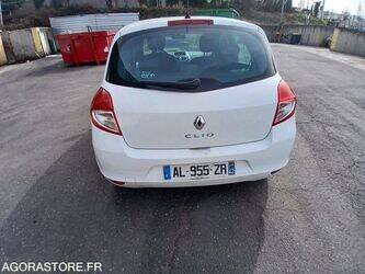 2010-renault-clio-1436262-46244831