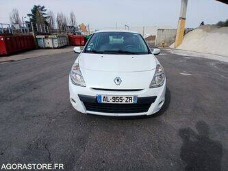 2010-renault-clio-1436262-46244833