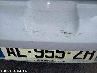 2010-renault-clio-1436262-46244840