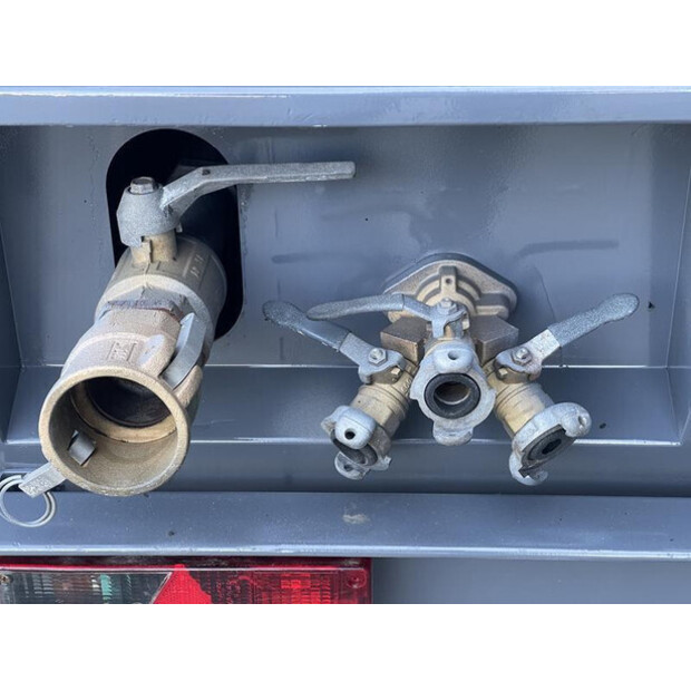 2014 Atlas-Copco XAHS186-46245890