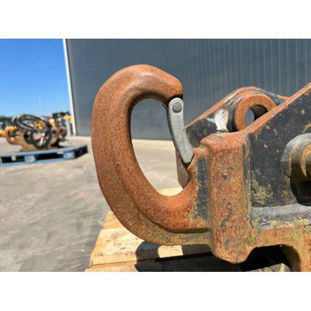 2017 أويل كويك OQ65-46246402