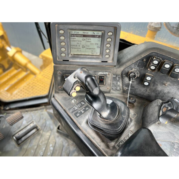 2011 Caterpillar D9T-46247239