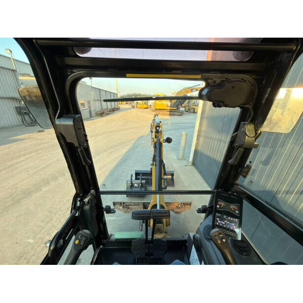 2021 Caterpillar 301.8-46248354