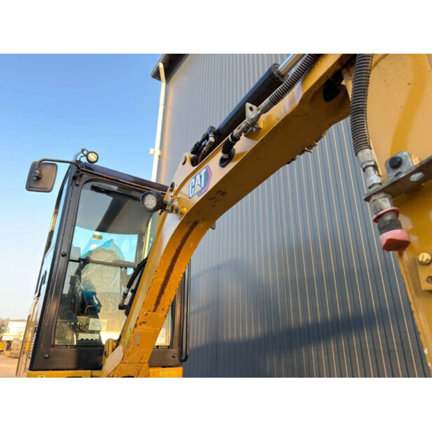 2021 Caterpillar 301.8-46248355