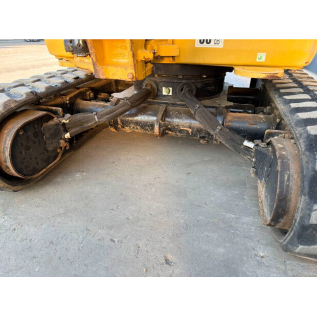 2021 Caterpillar 301.8-46248356