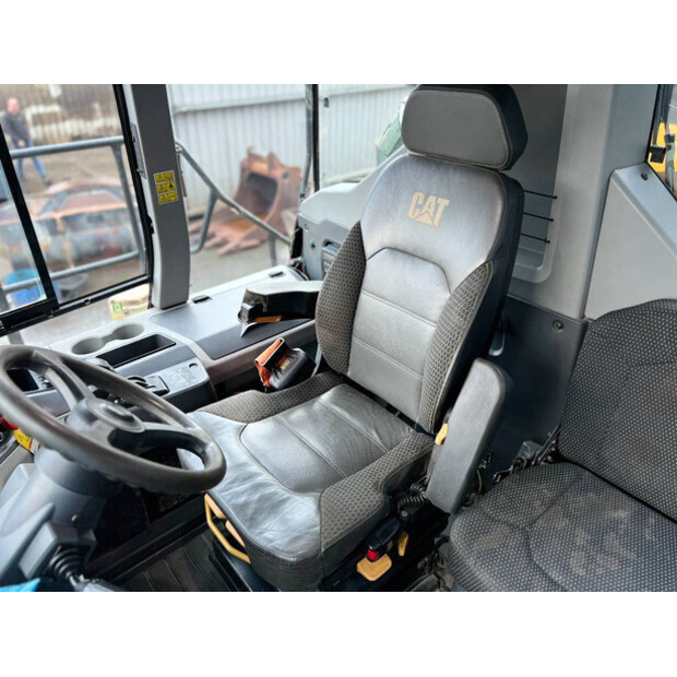 2019 Caterpillar 745 04A-46248466