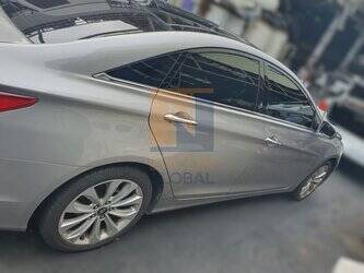 2010-hyundai-sonata-46254782