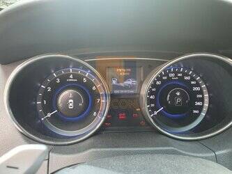 2010-hyundai-sonata-46254786