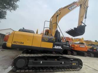 صورة ل حفارات مجنزرة 2024 اكس سي ام جي XE215D