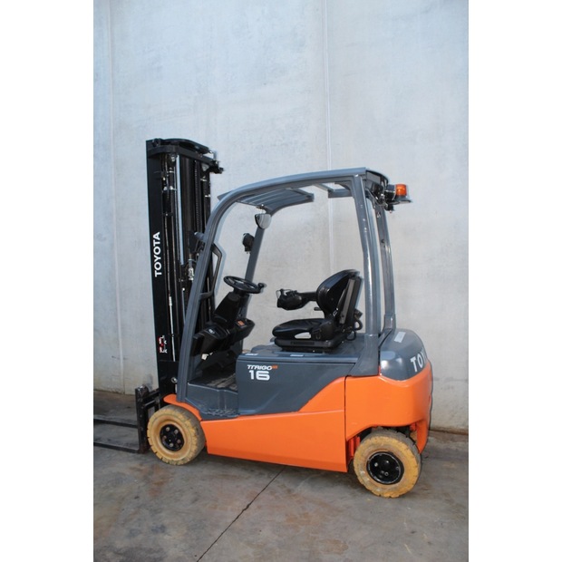 2016 Toyota 8FBM16T-46263006