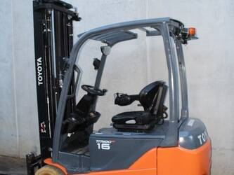 2016-toyota-8fbm16t-1436717-46263006