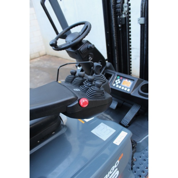 2016 Toyota 8FBM16T-46263009