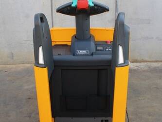 2020-jungheinrich-ere-225-1426789-46263064