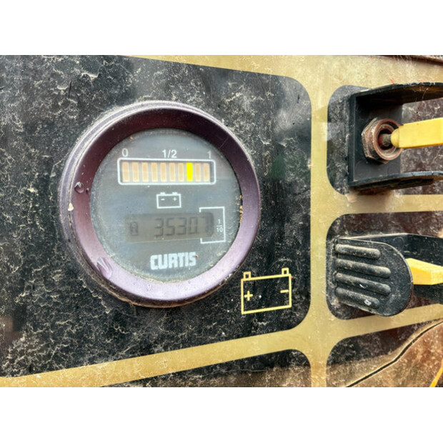 2000 جيه ال جي N40 E-46263247