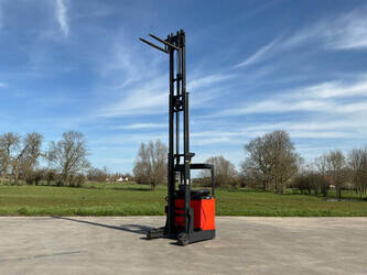 2018-linde-r12b-46263393