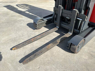 2018-linde-r12b-46263395