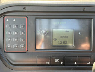 2018-linde-r12b-46263408