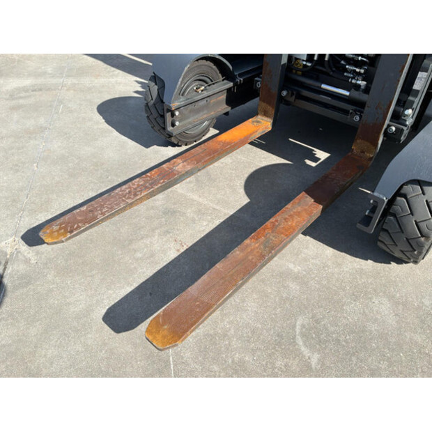 2020 ليندي R14G-46263430