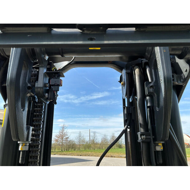 2020 ليندي R14G-46263436