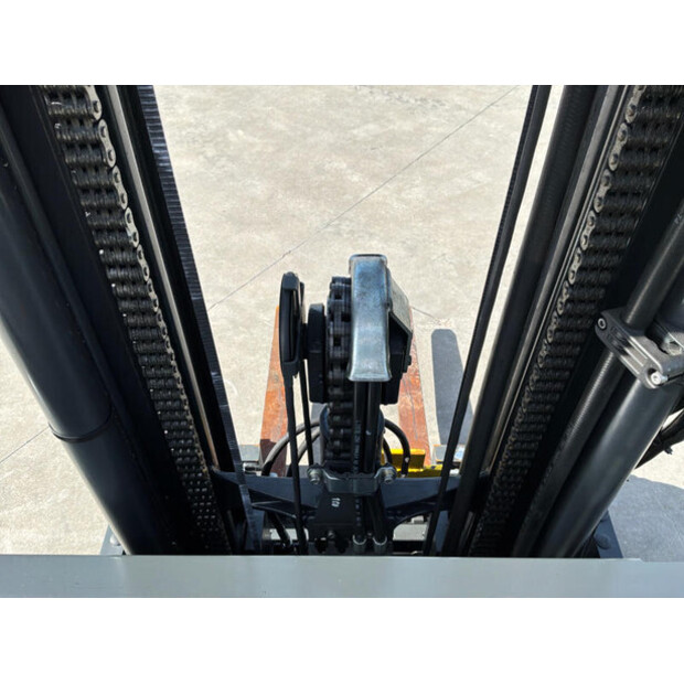 2020 ليندي R14G-46263437