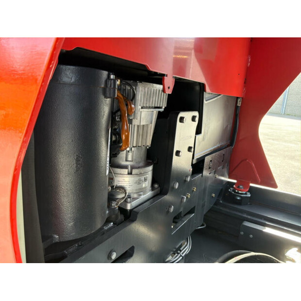 2020 ليندي R14G-46263461