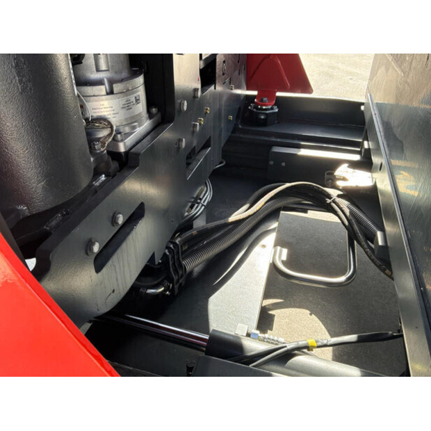 2020 ليندي R14G-46263462