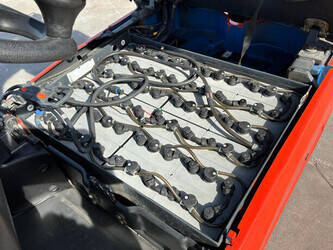 2010-linde-e16-1436743-46263489