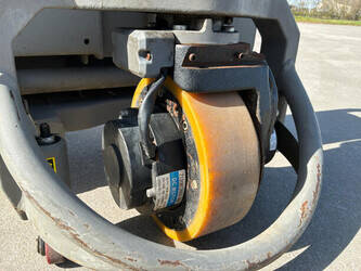 2020-jungheinrich-pte-1-3-li-ion-46263506