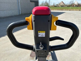 2020-jungheinrich-pte-1-3-li-ion-46263510