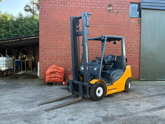 Image de CHARIOTS ÉLÉVATEURS 2015 Jungheinrich TFG425s