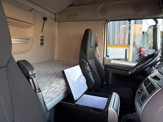 2017-daf-xf-1436747-46263578