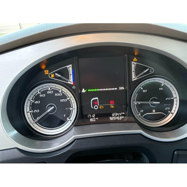 2017 داف XF-46263586