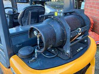 2015-jungheinrich-tfg425s-1436748-46263618